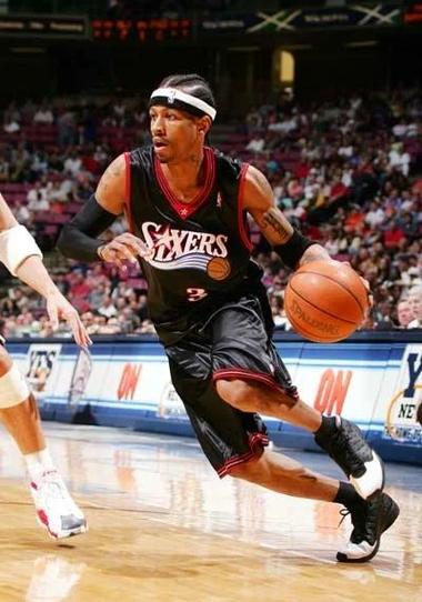 剑南春｜15连胜！拜仁3-0药厂，雅克松德甲首球，格纳布里建功（剑南春｜拜仁3-0击败药厂豪取15连胜，雅克松德甲处子球，格纳布里破门）