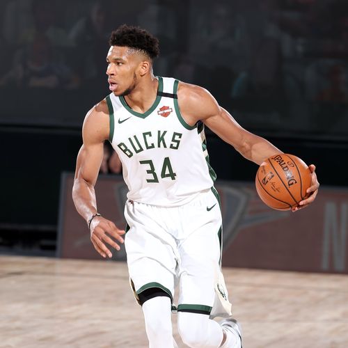 欧冠淘汰赛前瞻：拜仁客战巴黎,（欧冠淘汰赛前瞻：拜仁客场对阵巴黎圣日耳曼）