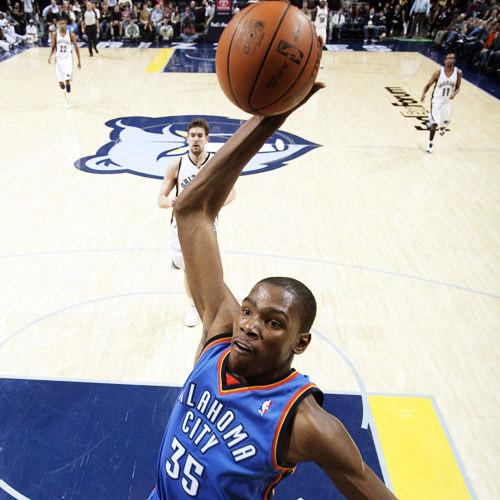 全网首发，足球纪录电影《决战梭鱼湾》明日12：00登陆爱奇艺（足球纪录电影《决战梭鱼湾》将于明日12：00独家登陆爱奇艺）