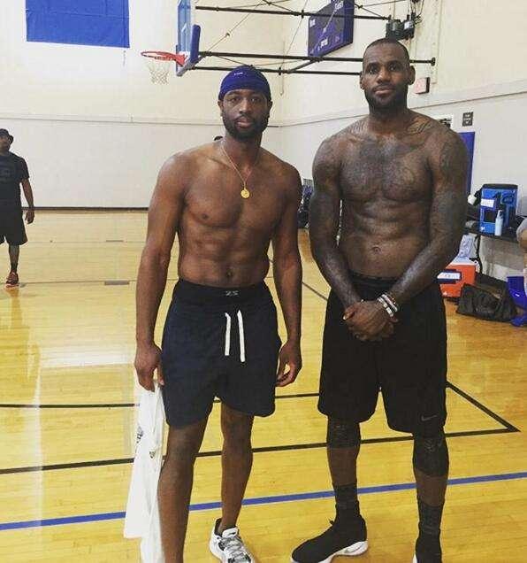 五大联赛年薪排名：哈兰德3170万欧居首，姆巴佩3130万欧第二（五大联赛年薪榜：哈兰德以3170万欧领跑，姆巴佩3130万欧居次）