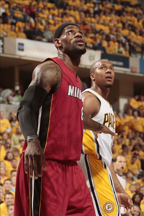 梅西以两次助攻助国际迈阿密首度称霸全美，引发海外球迷热议（梅西两次助攻助力国际迈阿密首夺全美桂冠，海外球迷热议）