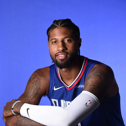 老当益壮，奥巴梅扬实现职业生涯400球里程碑（宝刀未老，奥巴梅扬职业生涯进球数突破400大关）